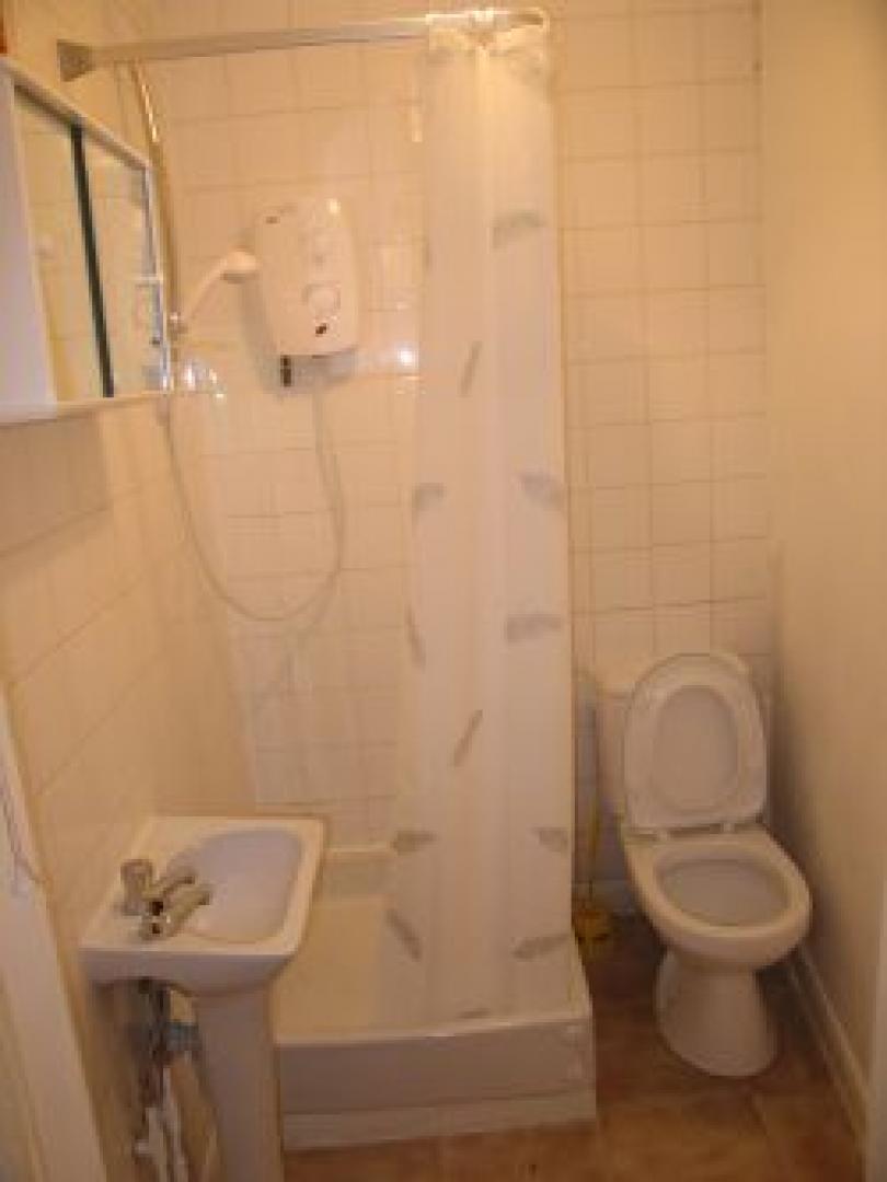 			Studio Apartment, 1 bath, 1 reception Flat			 Russell Road, HENDON NW4